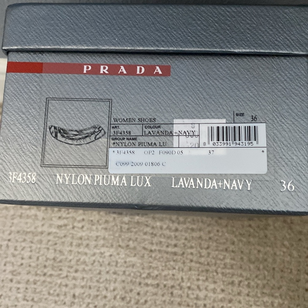 Prada flats - Picture 5 of 6
